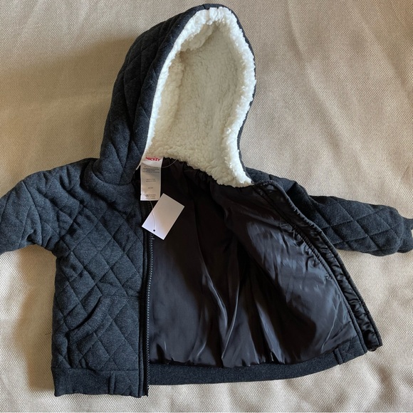 NWT Disney Junior Mickey Mouse 2T Full-Zip Hooded Quilted Fleece Jacket Coat - Picture 4 of 6